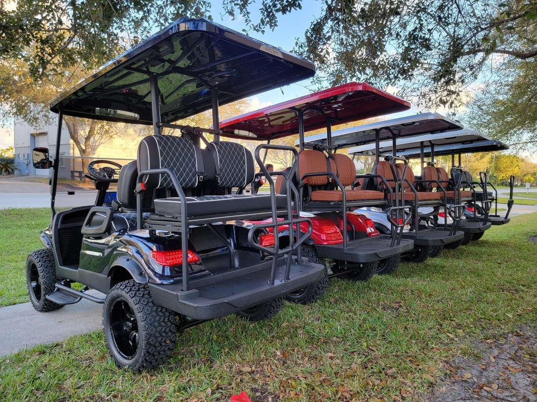 Klantgerichte Upgradeable HOOGSTE het Golfauto EV2 25mph 48V van het Kleuren Hoge Beëindigen